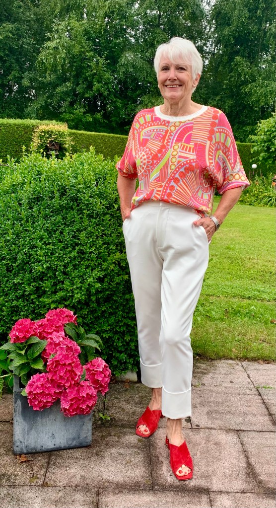 Graue Haare welche Farben passen dazu? viele Beispiele